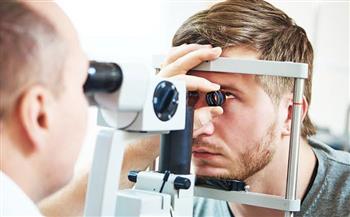 الروماتويد يؤثر على العين والرئتين