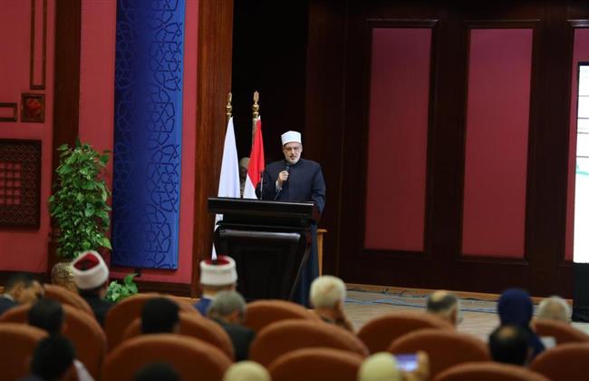 وكيل الأزهر: الإمام الأكبر يضع الطلاب الوافدين على رأس أولوياته