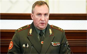 وزير دفاع بيلاروسيا: الغرب يدفع العالم نحو الهاوية