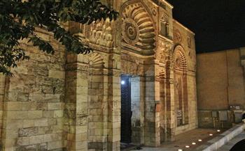الجامع الأقمر مفاخر العمارة الفاطمية.. وواجهة شارع المعز