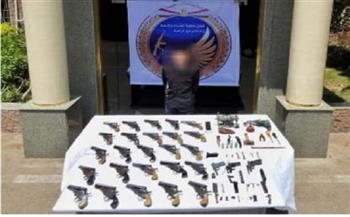 ضبط المتهمين بإدارة ورشة لإصلاح الأسلحة النارية في القليوبية