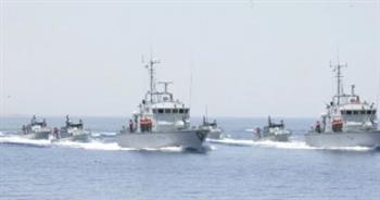 البحرية الأردنية تتفذ تدريبا مشتركًا مع نظيرتها الأمريكية