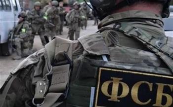 الأمن الروسي يعتقل شخصين خططا لهجوم إرهابي على محطات اتصالات