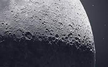مركبة "لونا-25" الروسية تلتقط أول صورة للجانب الآخر من سطح القمر