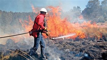 السلطات الأمريكية تأمر الآلاف بسرعة الإخلاء بعد اندلاع حرائق الغابات في واشنطن 