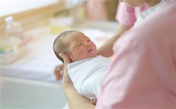 اليونيسيف تحدد 9 نصائح للتعامل مع حديثي الولادة