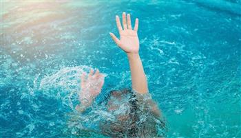 متخصص في السباحة: الهدوء والحذر كلمة السر لتجنب حالات الغرق