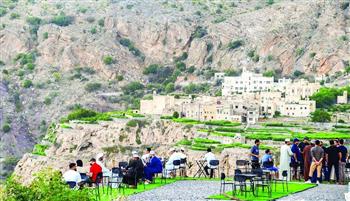 لتنشيط الحركة السياحية.. بدء فعاليات مهرجان الجبل الأخضر في عُمان غدا  