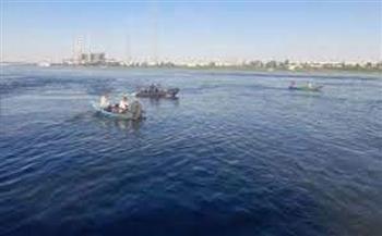 انتشال جثمان طالبين لقيا مصرعهما غرقا في النيل بالجيزة