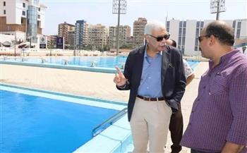 رئيس جامعة المنوفية بتفقد حمام السباحة الأولمبي