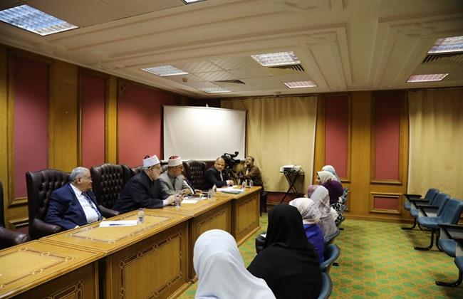 «البحوث الإسلامية» يختتم المقابلات الشخصية لبعثات الأزهر لدول العالم