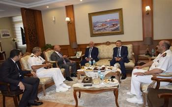 محافظ بورسعيد يستقبل وزير النقل و قائد القوات البحرية و رئيس هيئة قناة السويس