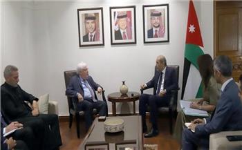 الأردن يؤكد ضرورة اتخاذ خطوات عملية لعودة اللاجئين السوريين إلى وطنهم