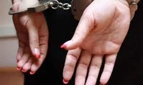 حبس كوافيرة بتهمة التعدي على زوجها طعنًا بالسكين في الطالبية