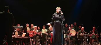 فرقة محمد فوزي للموسيقى العربية تحيي حفلا غنائيا على مسرح 23 يوليو بالمحلة
