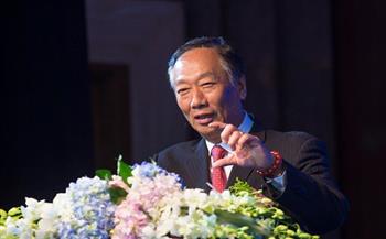 مؤسس شركة فوكسكون يعلن ترشحه للرئاسة في تايوان