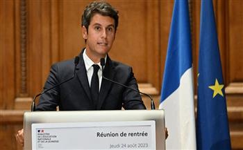 مانويل بومبارد يريد تقديم شكوى لمجلس الدولة الفرنسي بشأن حظر ارتداء العباءات بالمدارس
