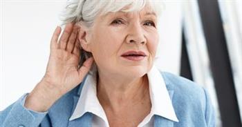 علامات ضعف السمع مع التقدم في السن