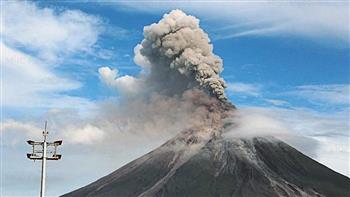 بركان إيبيكو في جزر الكوريل الروسية ينفث رماده على ارتفاع 3 كم