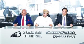 سلطنة عُمان تصدر منتجات الحديد للإمارات عبر شبكة السكك الحديدية الإماراتية العُمانية 