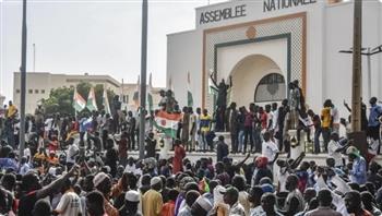 فرنسا تعلن انتهاء عمليات إجلاء رعاياها من النيجر وعودة 577 فرنسيًا