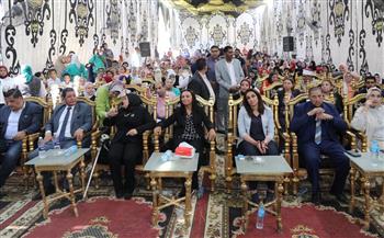 مايا مرسي تتفقد أنشطة وفعاليات ينفذها «قومي المرأة» بالبحيرة