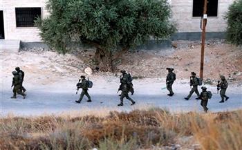 قوات الاحتلال تعتقل 19 فلسطينيًا في الضفة الغربية
