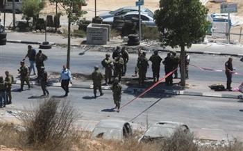 الاحتلال يطلق النار على شاب فلسطيني بدعوى تنفيذه عملية دهس قرب حاجز عسكري
