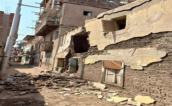 انهيار جزئي في منزلين مبنيين بالطوب اللبن في طنطا