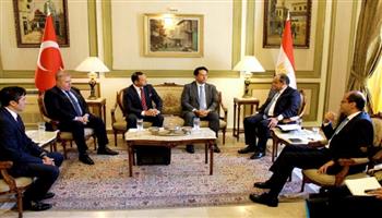 وزير التجارة: القاهرة تبحث إمكانية إنشاء مصنع سيارات تركي بالسوق المصري