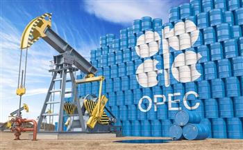 لجنة مراقبة «أوبك +» تؤكد قرارات خفض إنتاج النفط