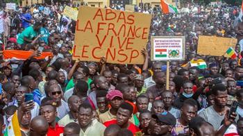 سفيرة النيجر بفرنسا ترفض قرار المجلس العسكري بإنهاء مهامها