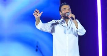 حميد الشاعري يشعل مهرجان العلمين بأغنية «بالي رايق» وسط حضور جماهيري ضخم