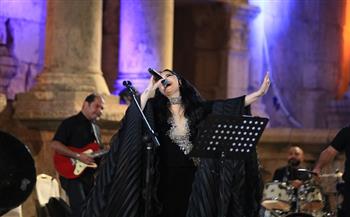 ديانا كرزون تحتفي بمصر في حفلها الجماهيري بختام مهرجان جرش 