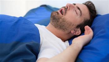 بالأكسجين...العلماء يتوصلون إلي طريقة جديدة لعلاج توقف التنفس أثناء النوم