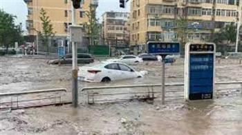 مصرع 33 شخصا جراء الفيضانات في بكين