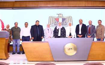 وزيرة التضامن تطلق المرحلة الأولى من برنامج دعم العمالة غير المنتظمة في 16 محافظة
