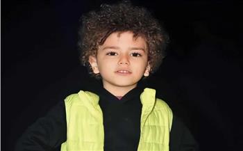 وفاة الطفل الممثل رابي أحمد ووالده في حادث سير