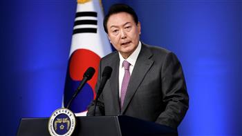 الرئيس الكوري الجنوبي يتعهد بالسعي لعقد قمة ثلاثية مع اليابان والصين