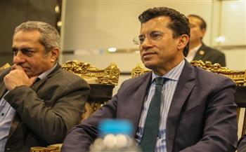وزير الرياضة يحضر مباراة مصر وتونس الودية 
