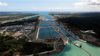 قناة بنما تواصل خفض عمليات العبور مع استمرار موجة الجفاف