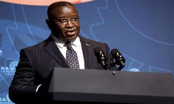 رئيس سيراليون يتهم واشنطن بالتدخل في انتخابات بلاده