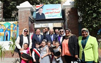 وزير التعليم ومحافظ الإسكندرية يفتتحان مدرسة الجمهورية الجديدة ومعرض "أهلا مدرستى"   
