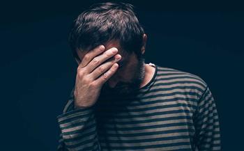 لصحتك النفسية.. تعرف علي طرق التخلص من كراهية الذات