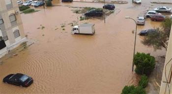 فرق الإنقاذ المصرية تواصل جهودها لانتشال ضحايا الفيضانات في ليبيا