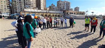 وزيرة البيئة: نسعى لتكثيف جهود توعية المواطنين بأهمية الحفاظ على الشواطئ نظيفة وصحية 