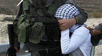 الاحتلال يعتقل طفلا من القدس ويقتحم ضاحية السلام والعيسوية