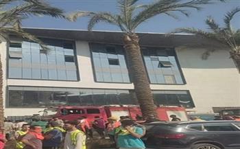 إصابة 5 أشخاص في حريق مول تجاري بالتجمع الخامس