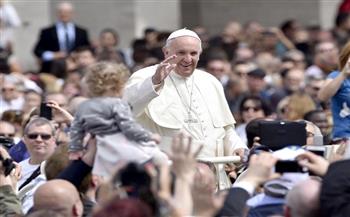 بابا الفاتيكان يدعو إلى وقف الاشتباكات المسلحة في «قره باغ»