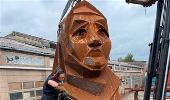 شاهد.. الكشف عن أول تمثال يحتفي بالمحجبات في أكبر مدن بريطانيا